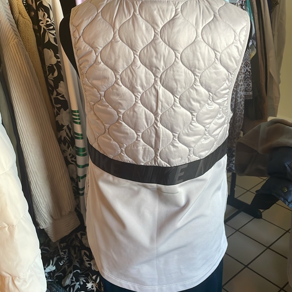 Like Aeroplayer quilted vest ๐ฉถ - Picture 3 of 6
